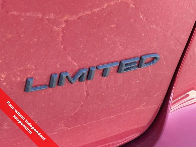 New 2026 Chrysler Pacifica Limited w/ Uconnect Theater Family Group image 44