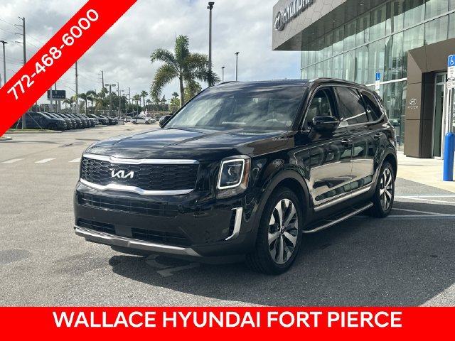 Used 2022 Kia Telluride S FWD image 2