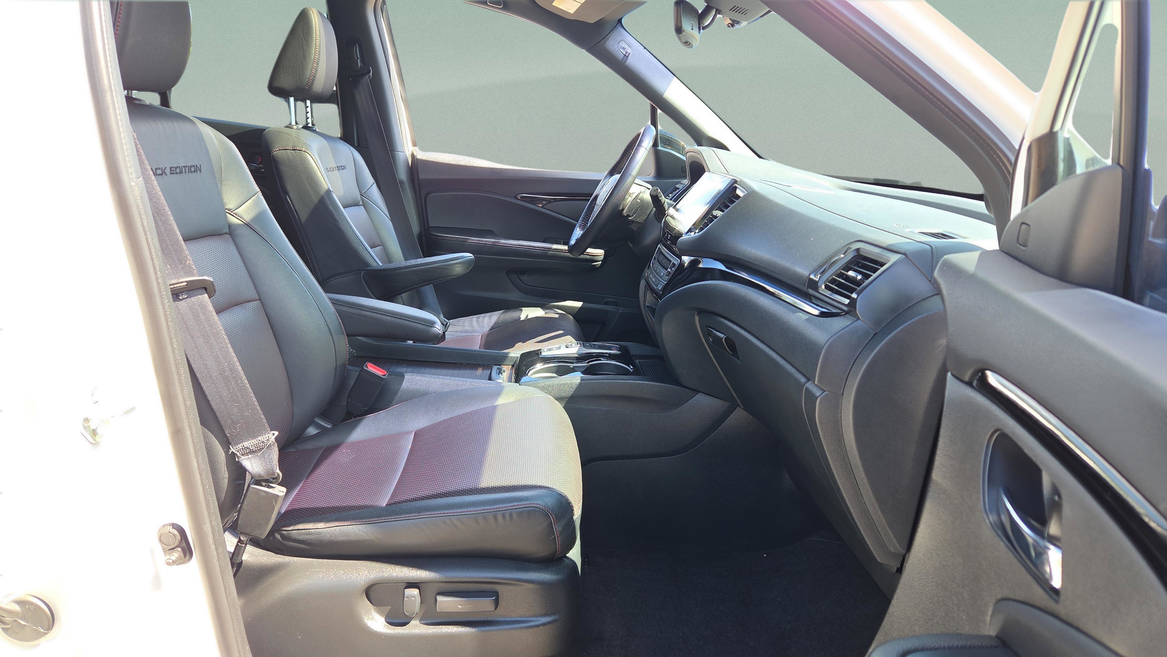 Used 2023 Honda Ridgeline Black Edition image 21
