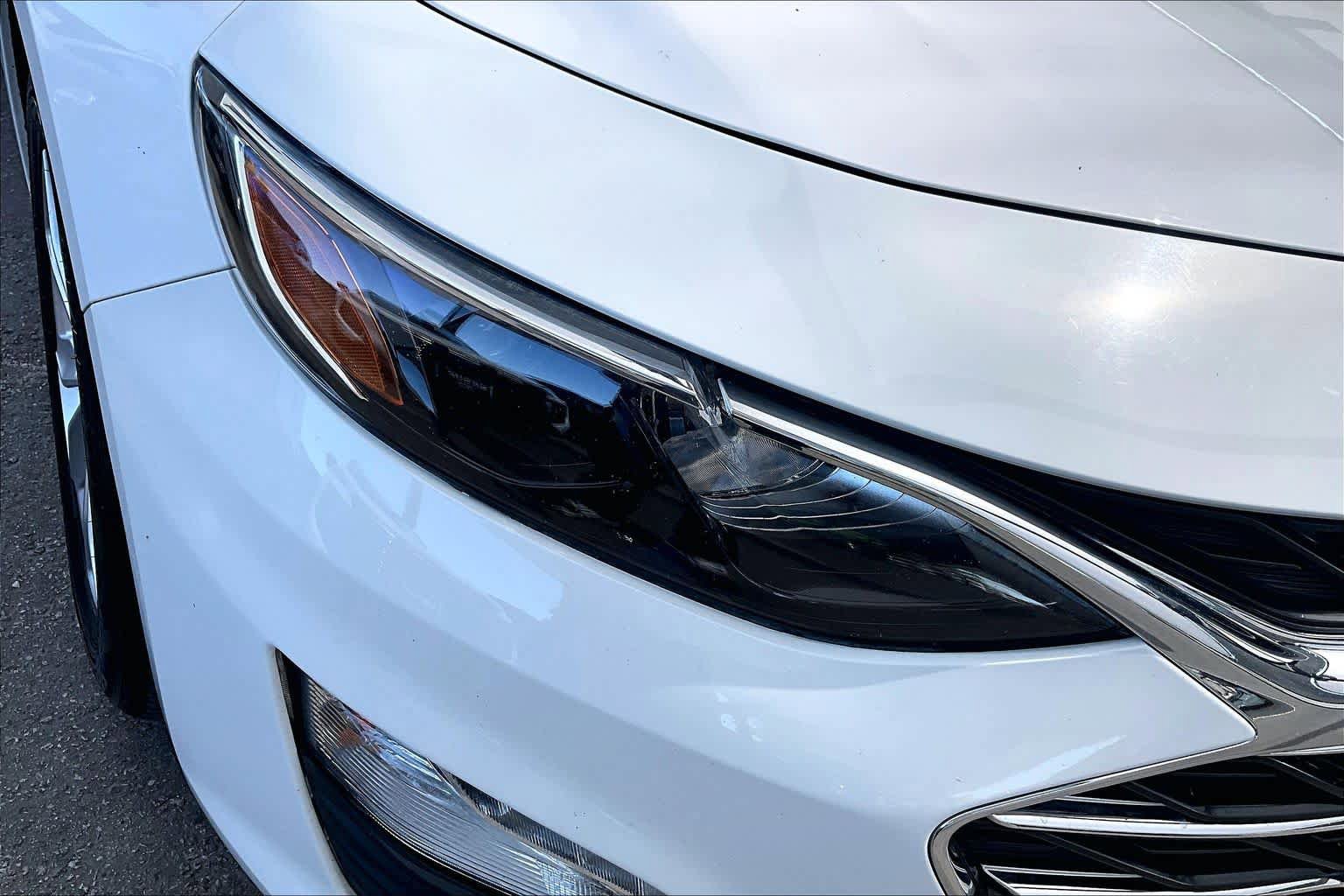 Used 2021 Chevrolet Malibu LT FWD image 27