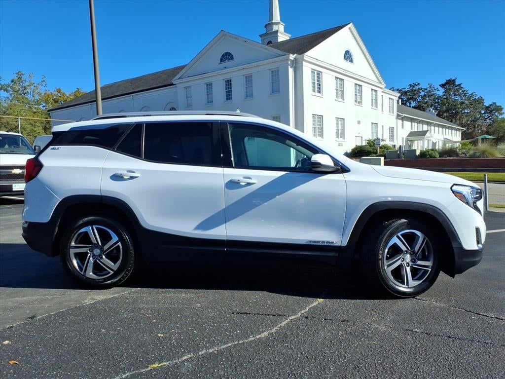 Used 2021 GMC Terrain SLT w/ LPO, Floor Liner Package image 2