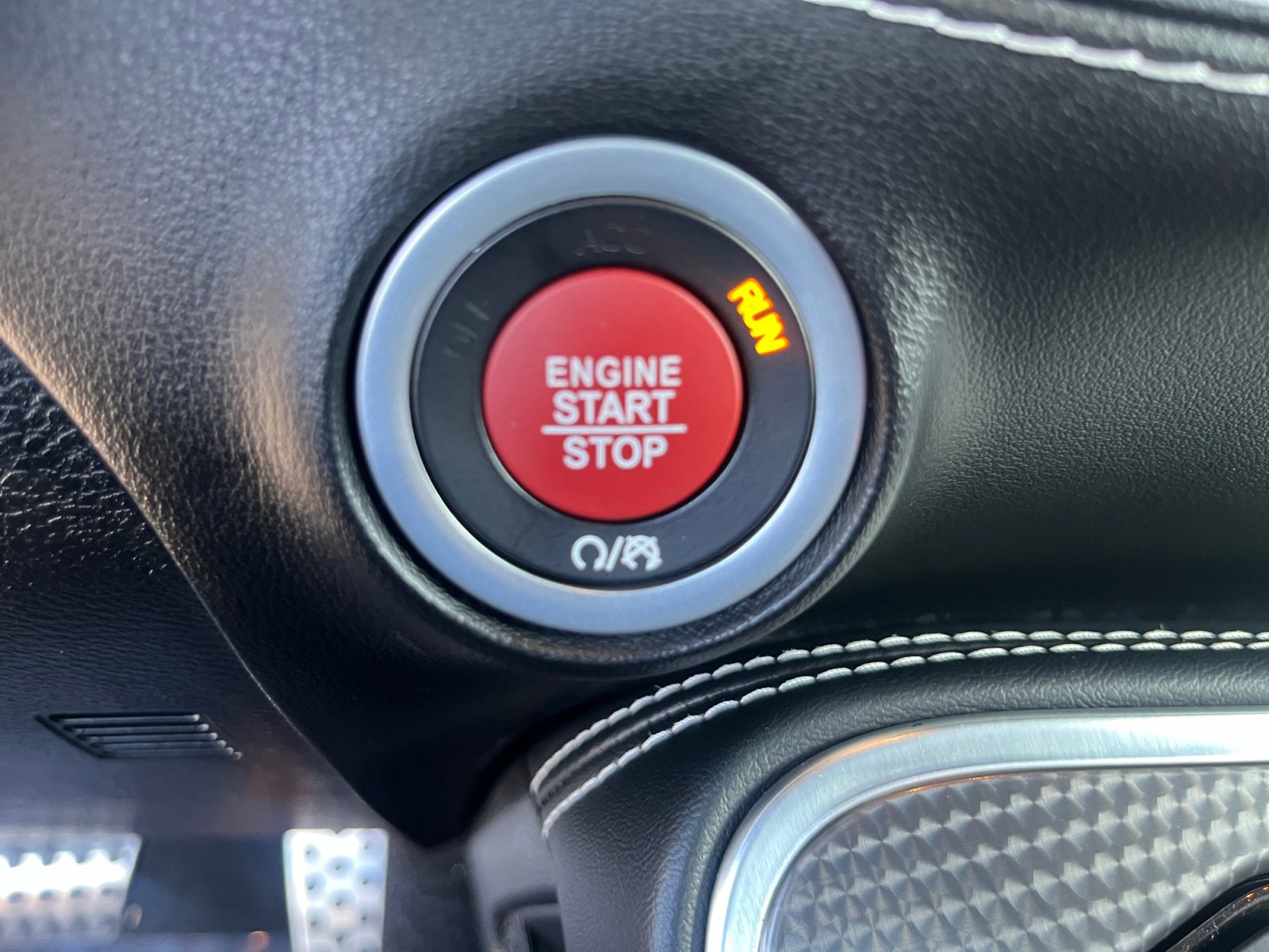 Used 2022 Dodge Challenger SRT Hellcat image 28