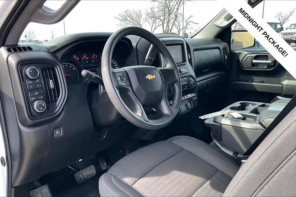 Used 2024 Chevrolet Silverado 1500 W/T w/ Z71 Off-Road Package AWD/4WD image 13