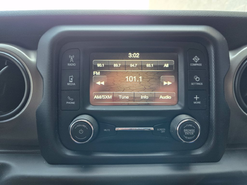 Used 2019 Jeep Wrangler Sport AWD/4WD image 25