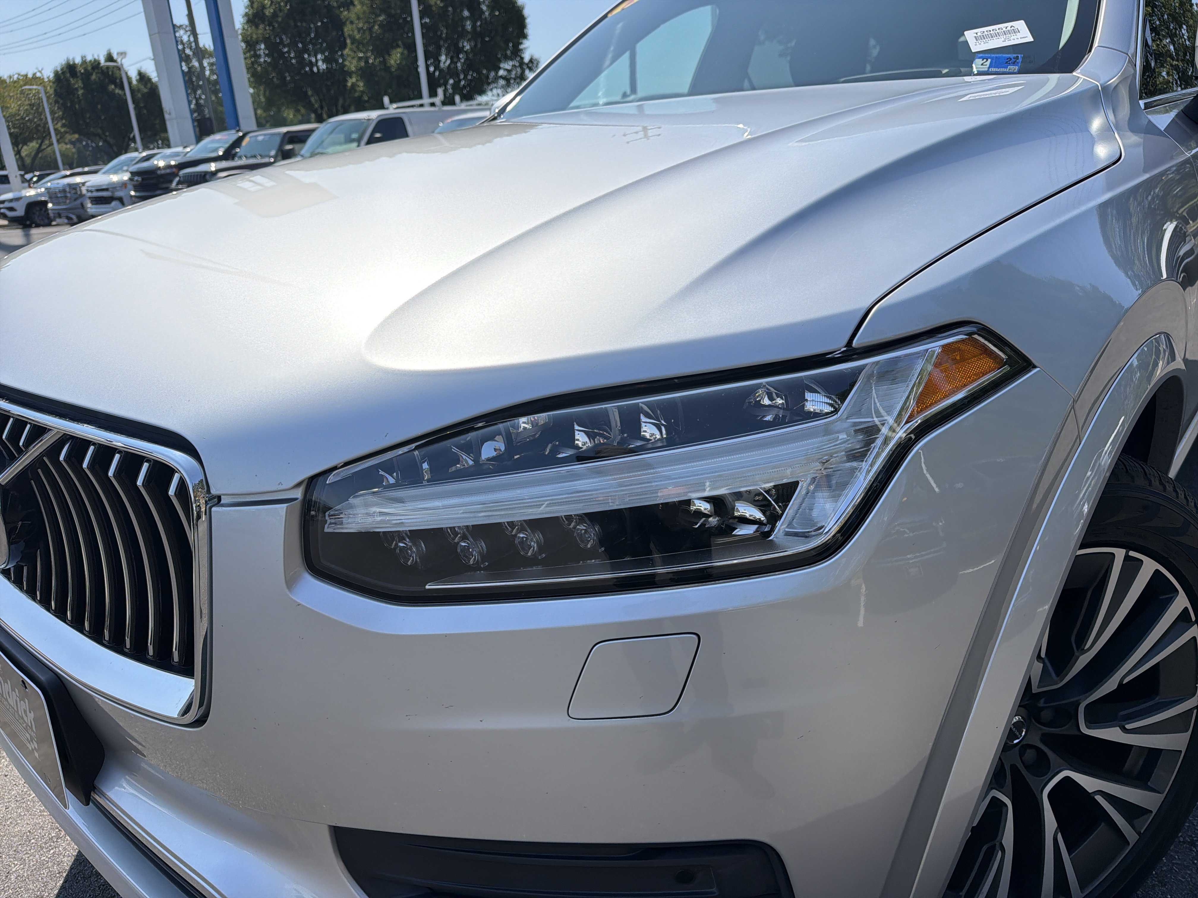 Used 2021 Volvo XC90 T6 Momentum w/ Advanced Package AWD/4WD image 6