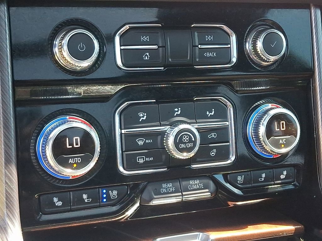 Certified 2023 GMC Yukon Denali Ultimate AWD/4WD image 17