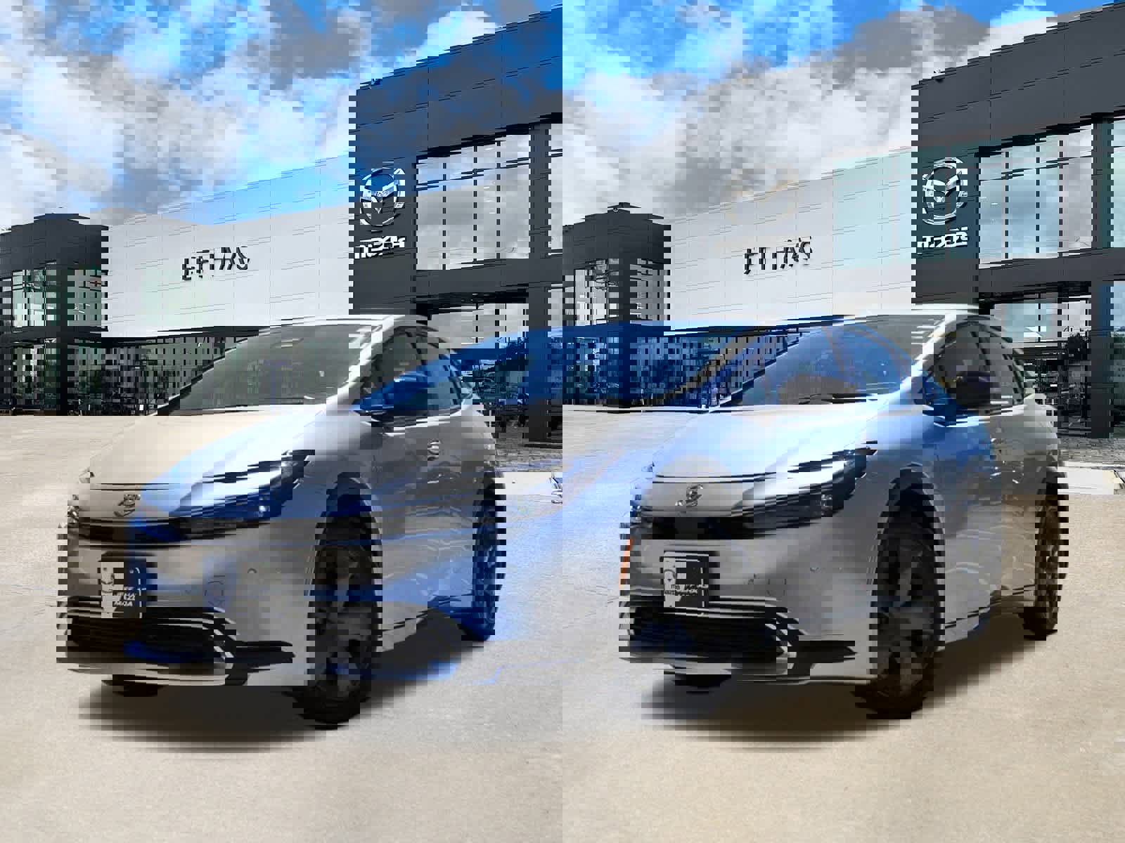 Used 2025 Toyota Prius Plug-In Hybrid