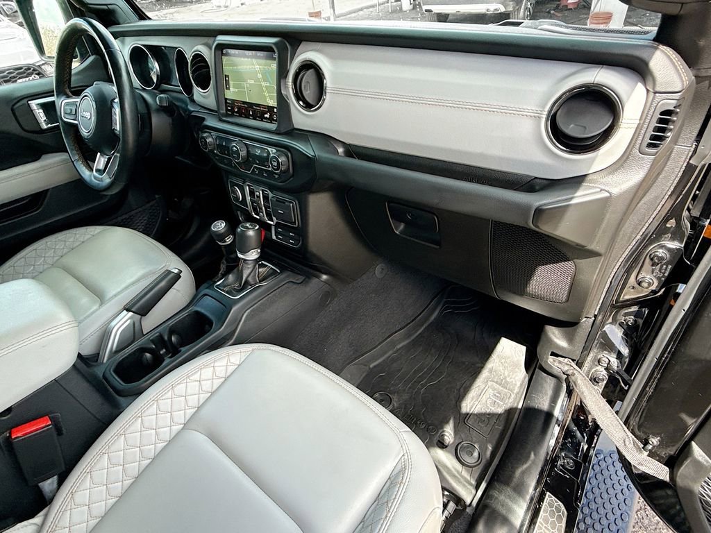 Used 2021 Jeep Wrangler Unlimited Sahara image 34