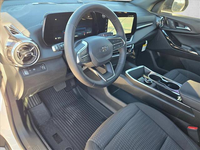 New 2026 Chevrolet Equinox LT w/ Midnight Edition image 3