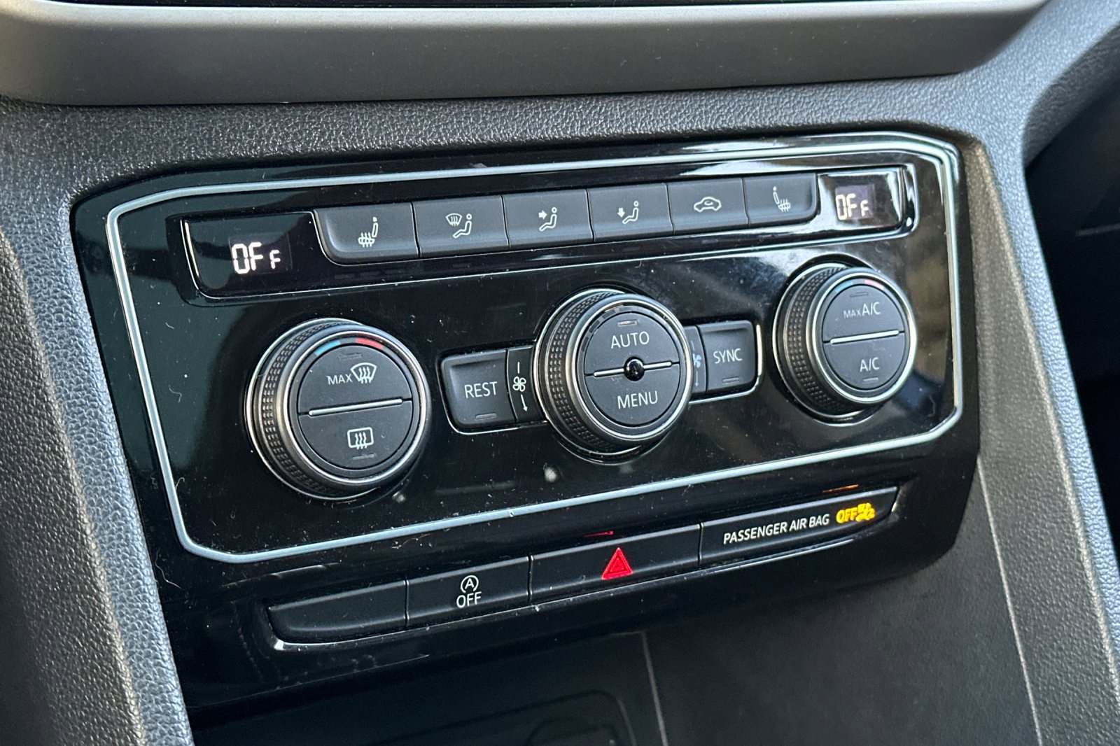 Certified 2022 Volkswagen Atlas SE image 21