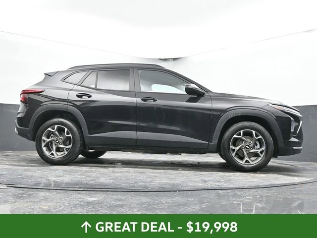 Used 2025 Chevrolet Trax LT image 51