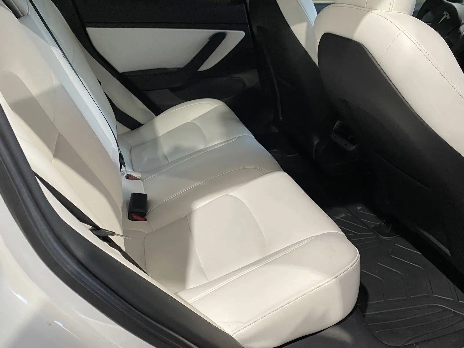 Used 2020 Tesla Model 3 Long Range image 7