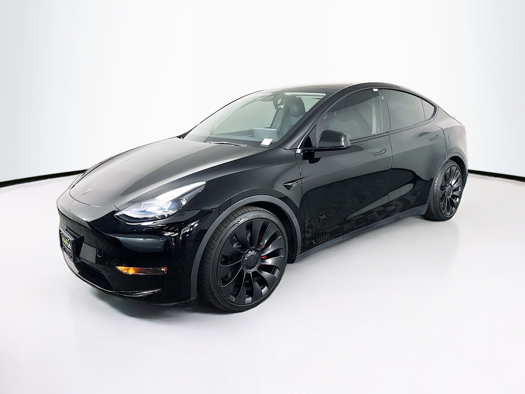 Used 2023 Tesla Model Y Performance image 3