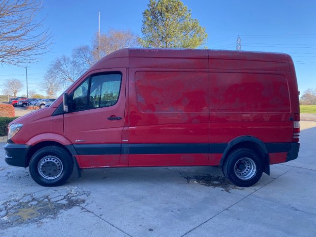Used 2016 Mercedes-Benz Sprinter 3500 image 3