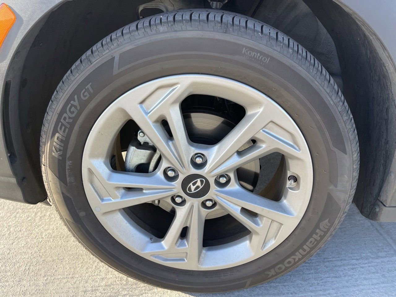 Used 2023 Hyundai Kona SEL image 5