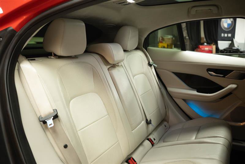 Used 2019 Jaguar I-PACE First Edition image 17