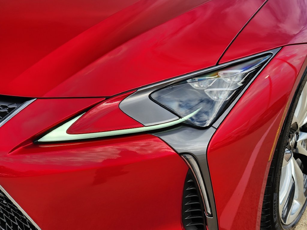 Used 2018 Lexus LC 500 Coupe w/ Touring Package RWD image 9