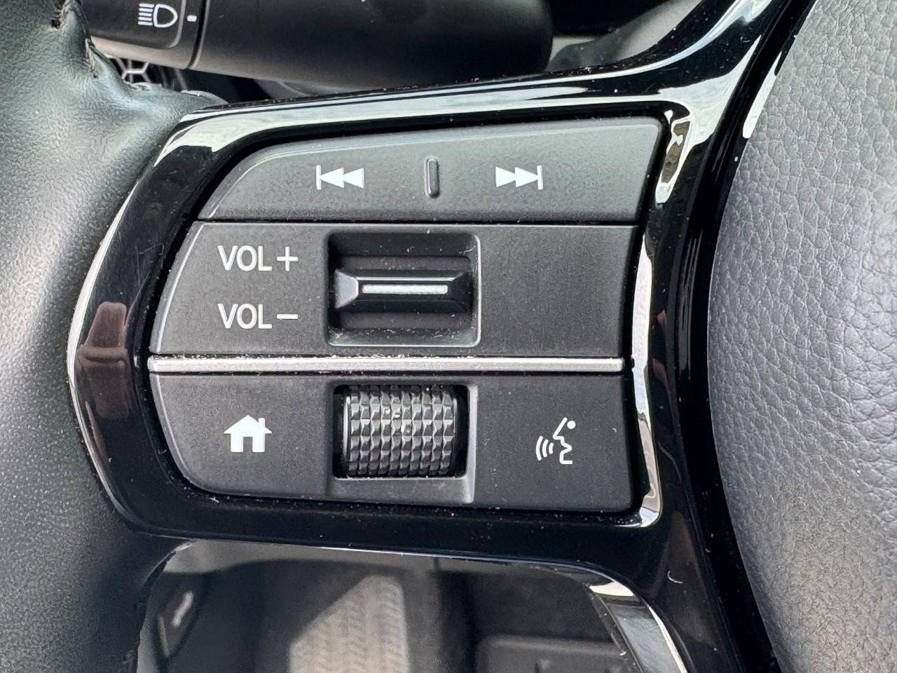 Certified 2023 Honda CR-V EX-L image 22