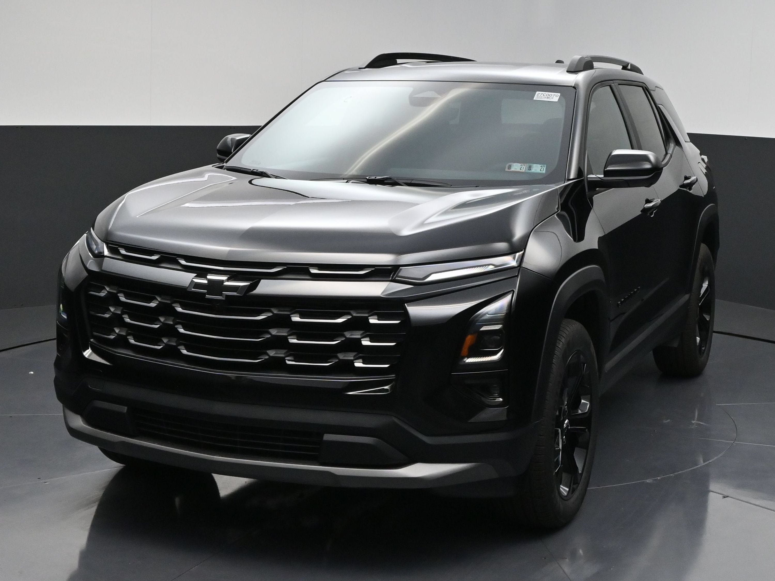 New 2027 Chevrolet Equinox LT w/ Convenience Package II FWD image 4