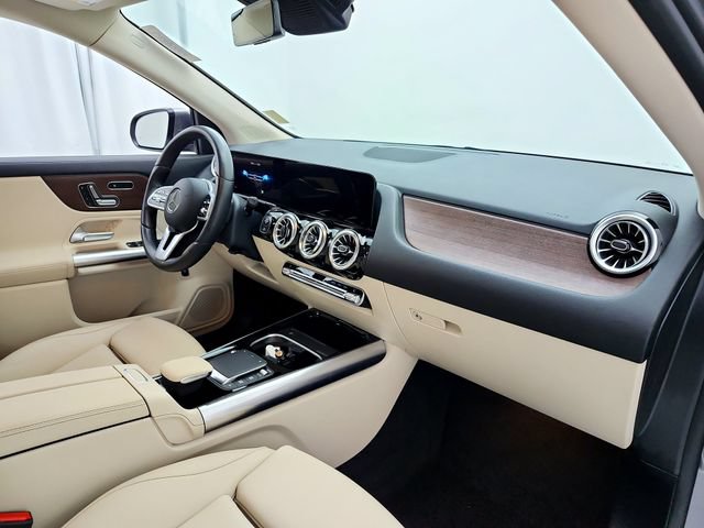 Used 2023 Mercedes-Benz GLA 250 4MATIC image 13