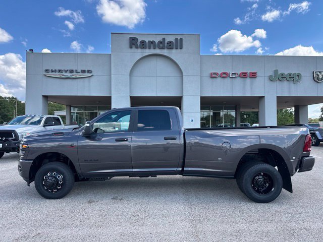 New 2027 RAM 3500 Lone Star AWD/4WD image 9