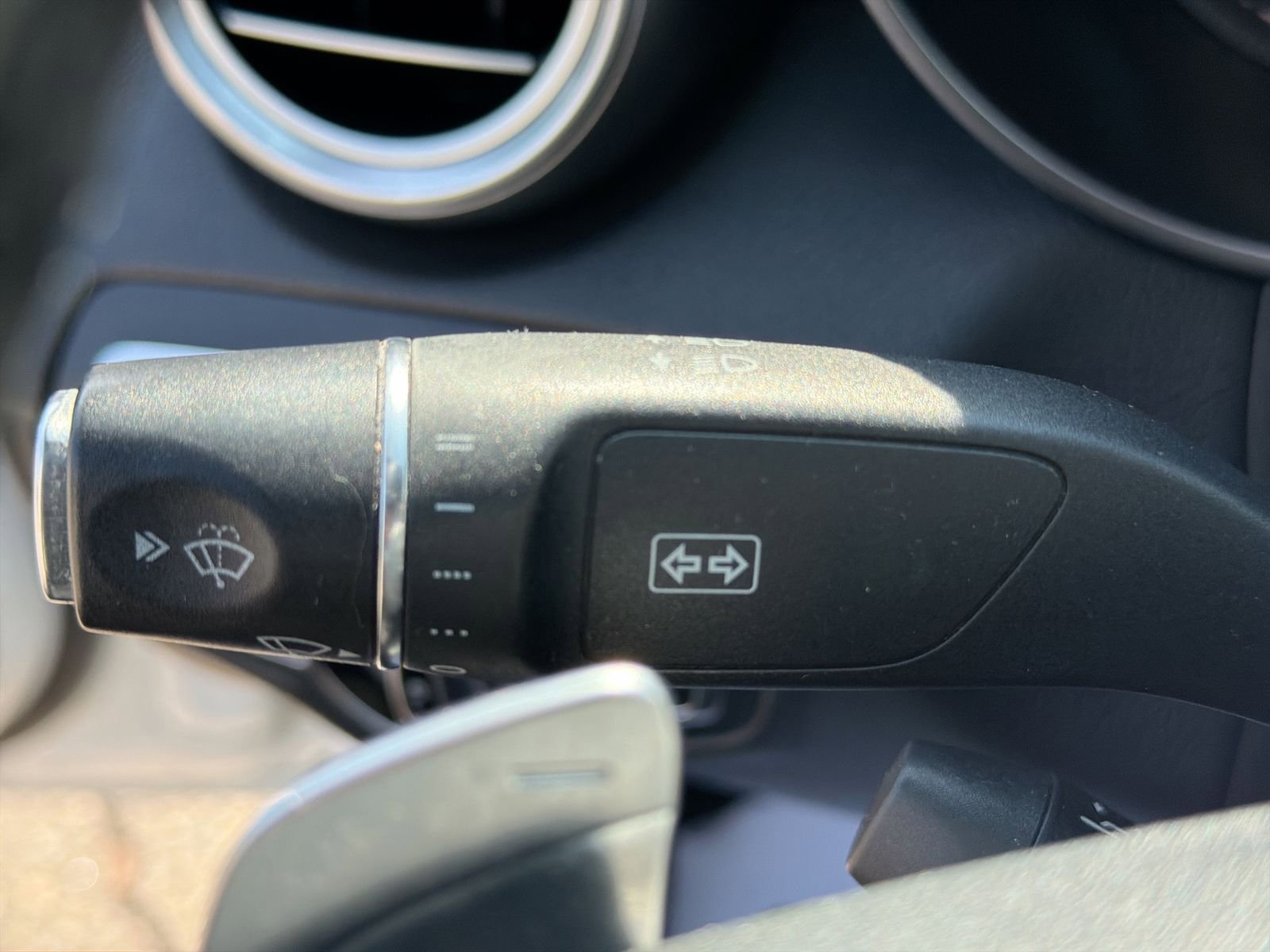 Used 2015 Mercedes-Benz C 400 4MATIC image 31