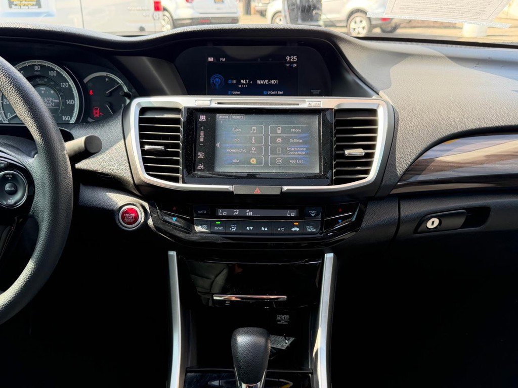 Used 2017 Honda Accord EX image 25