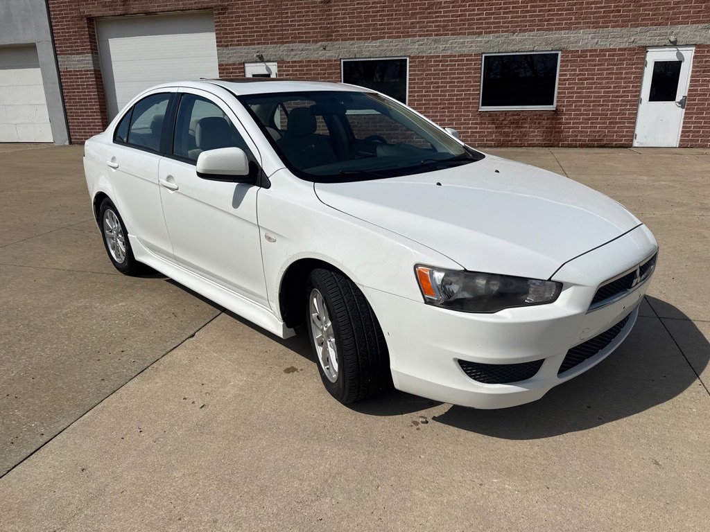 Used 2011 Mitsubishi Lancer ES image 3