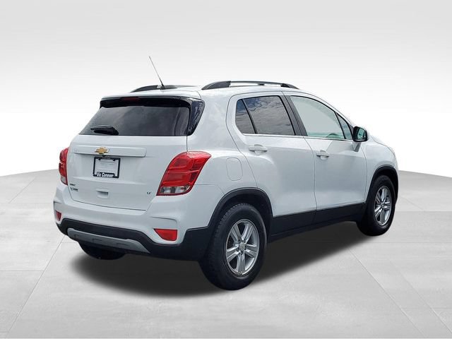 Used 2020 Chevrolet Trax LT FWD image 3