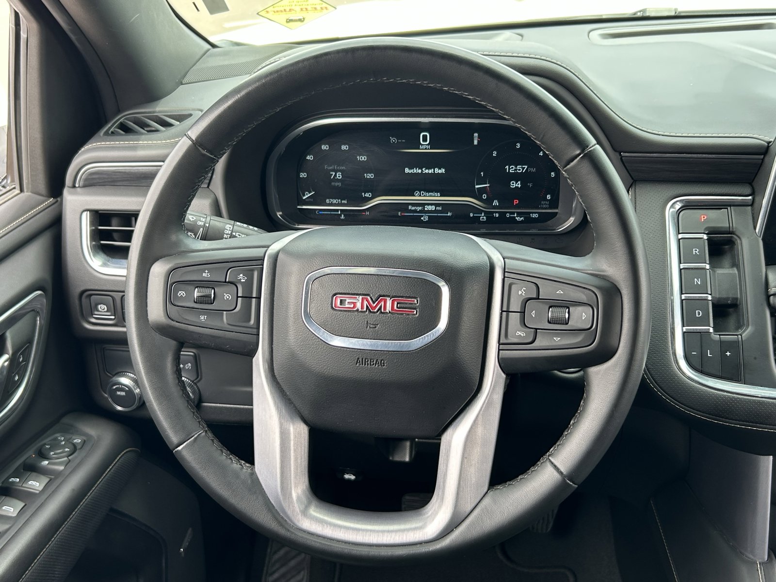 Used 2021 GMC Yukon XL SLT w/ SLT Luxury Package image 23