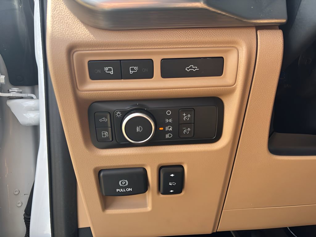 Used 2022 Ford F150 Lariat w/ Bed Utility Package image 21