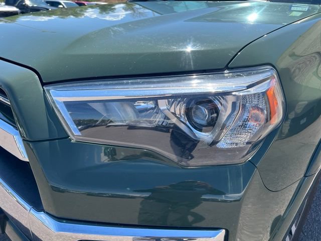 Used 2022 Toyota 4Runner Limited AWD/4WD image 9
