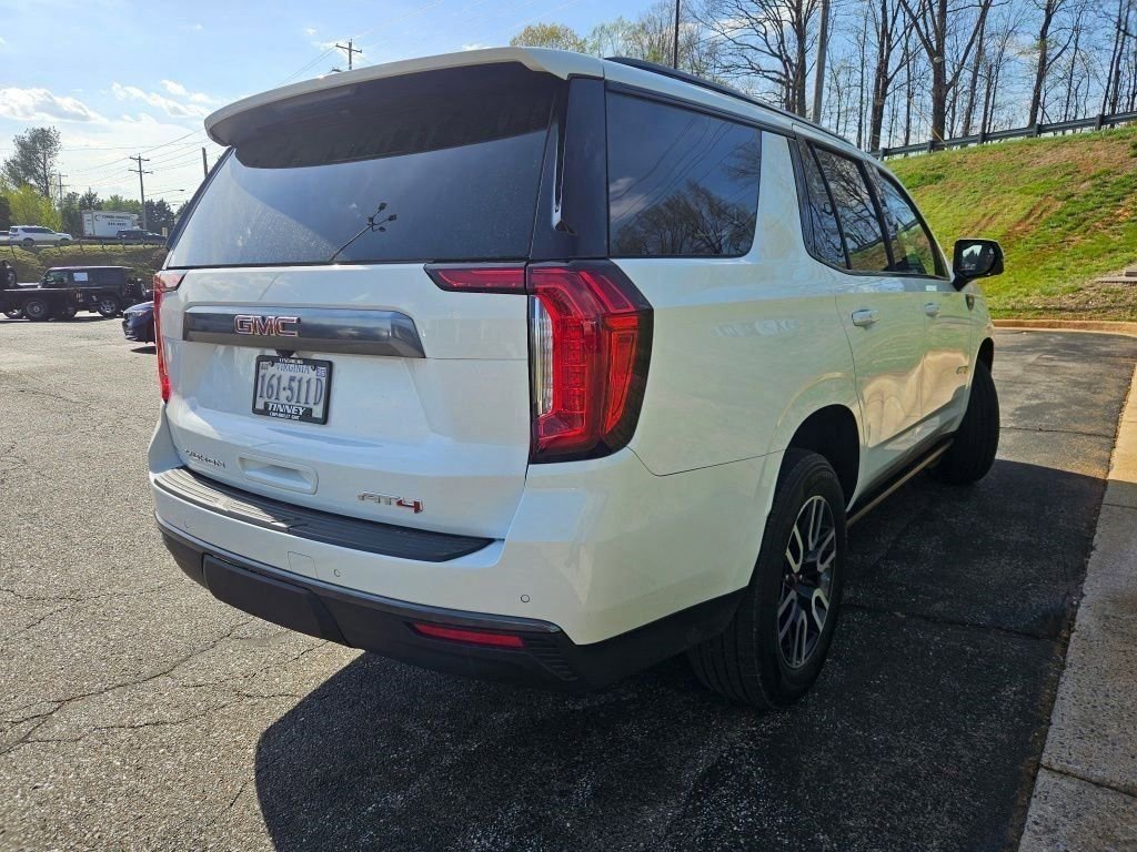 Used 2022 GMC Yukon AT4 w/ Technology Package image 7