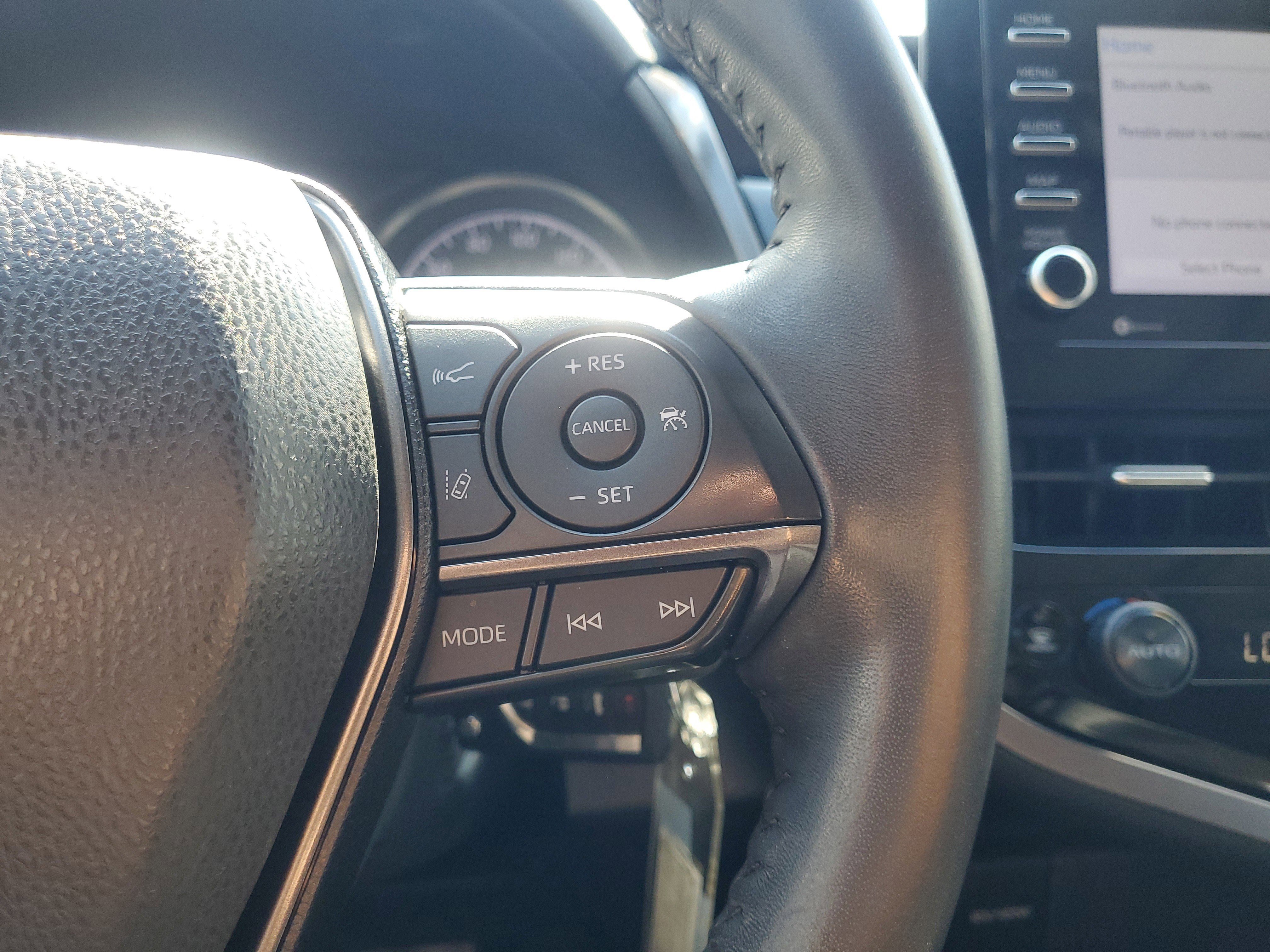 Used 2024 Toyota Camry SE image 23