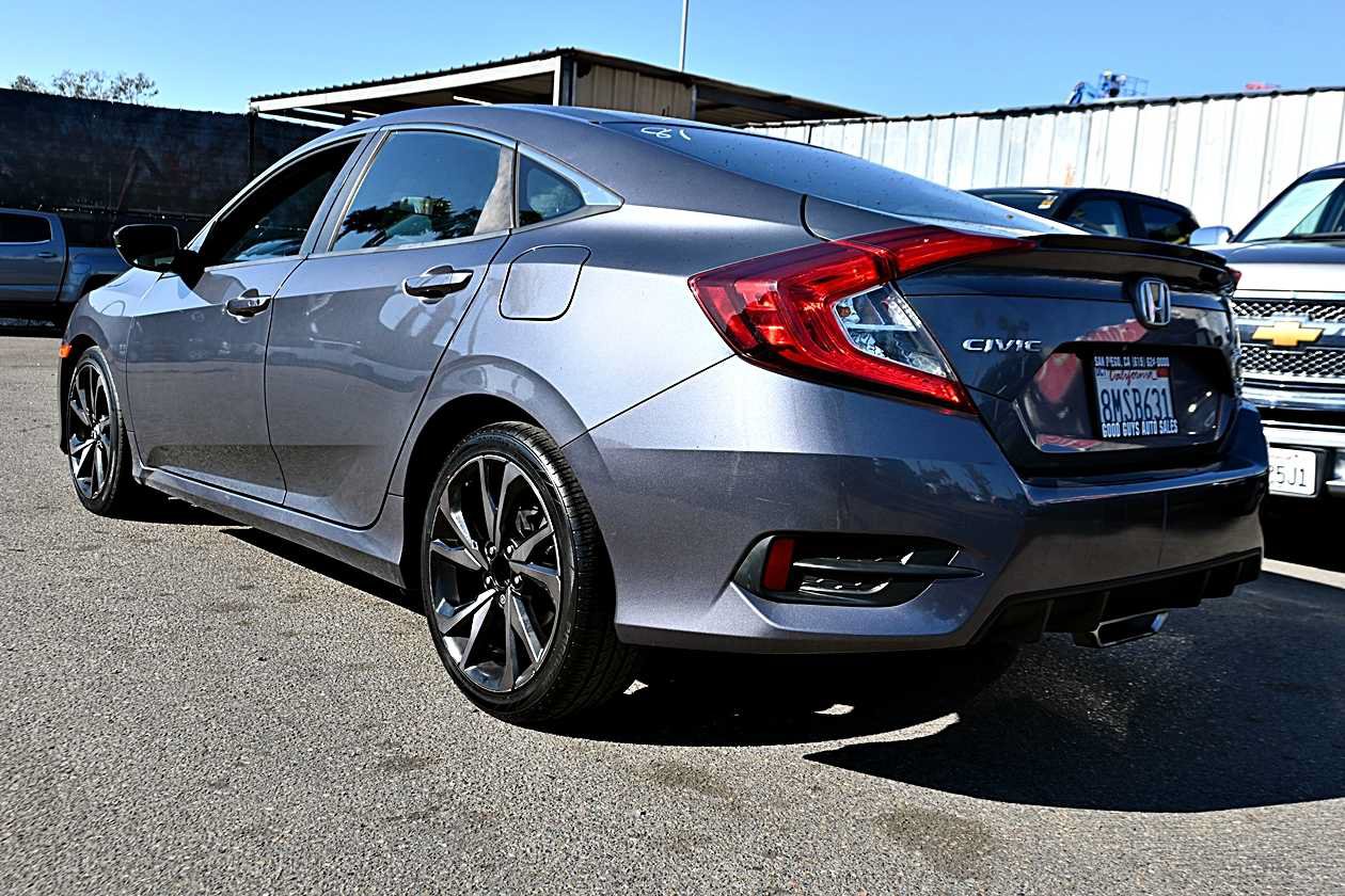 Used 2019 Honda Civic Sport image 4
