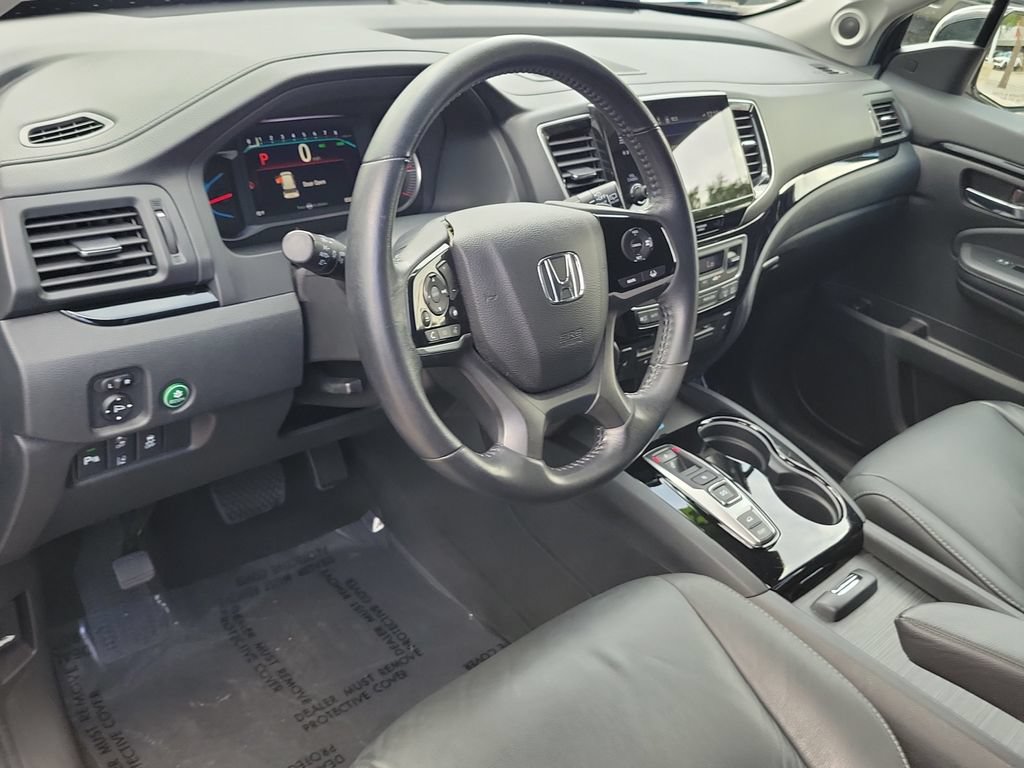 Used 2021 Honda Pilot Touring image 18