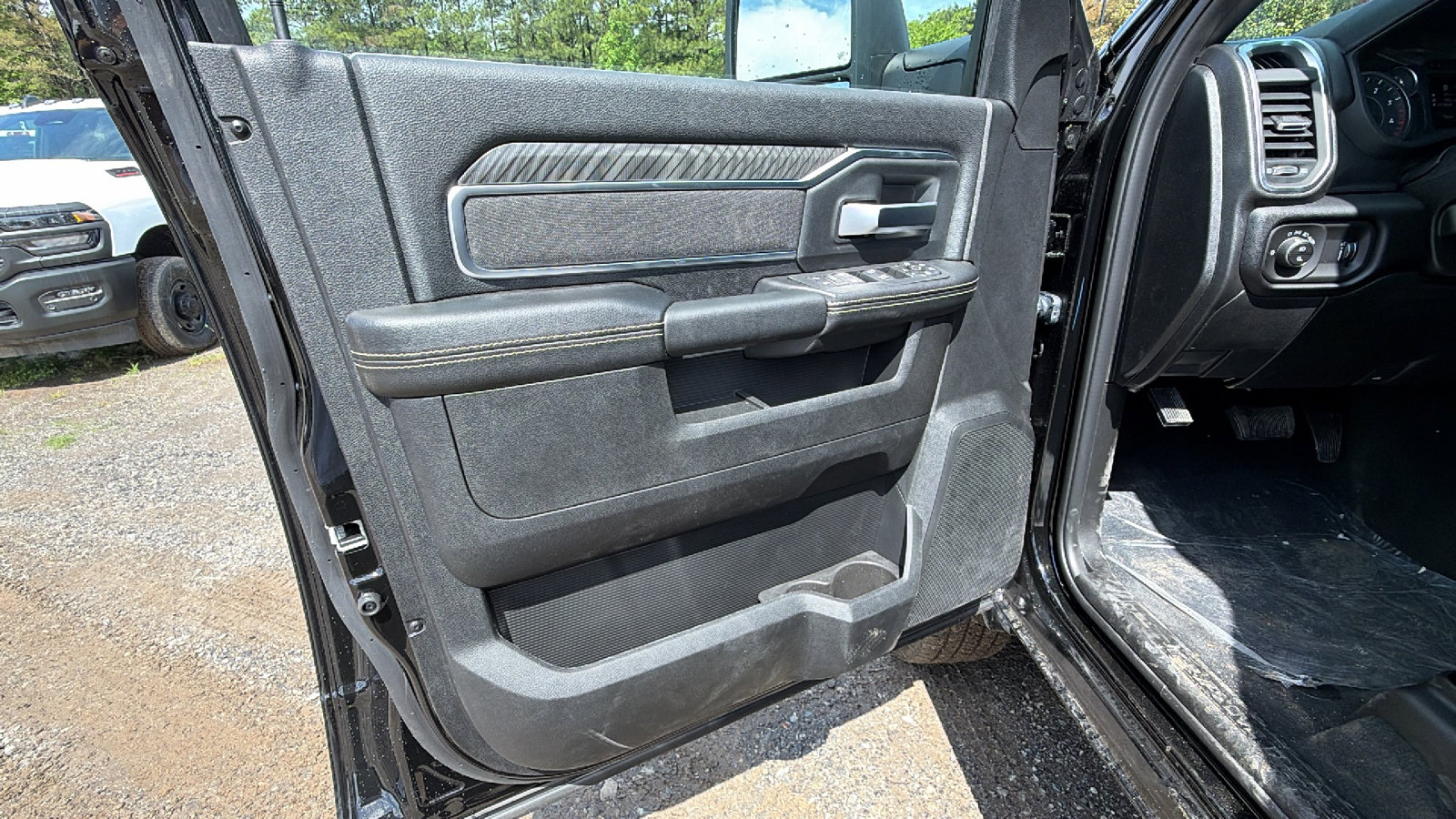 New 2026 RAM 2500 Big Horn AWD/4WD image 14