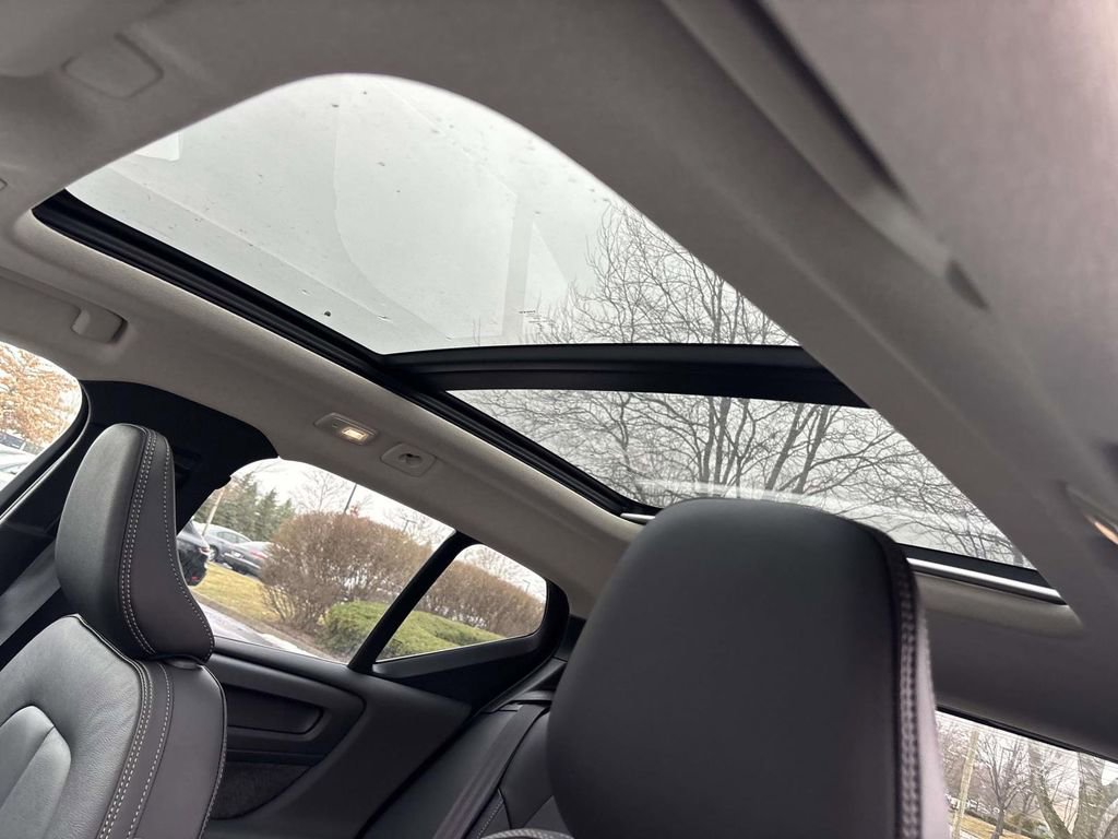 New 2026 Volvo XC40 B5 Plus w/ Protection Package Premier image 25