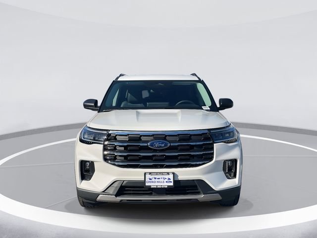 New 2026 Ford Explorer Active w/ Active Comfort Package image 2