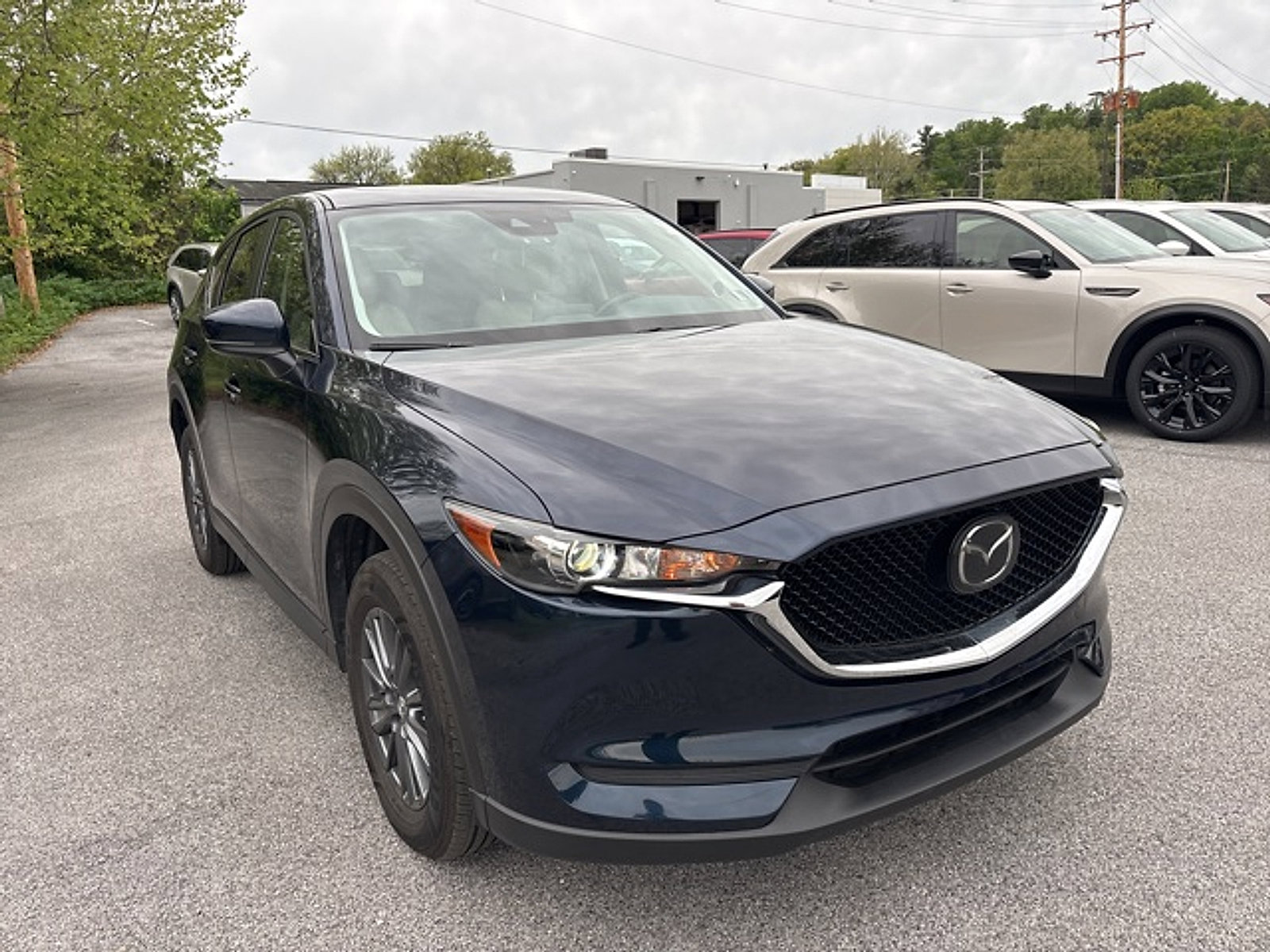 Used 2019 MAZDA CX-5 Touring AWD/4WD image 3