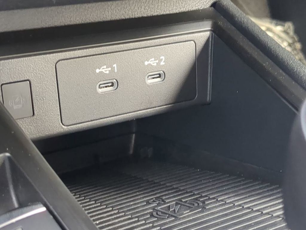 Used 2026 Nissan Kicks SV image 21