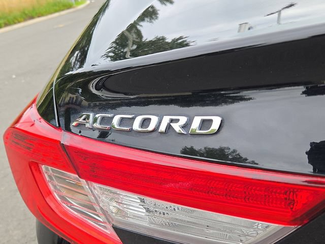 Used 2018 Honda Accord EX image 33
