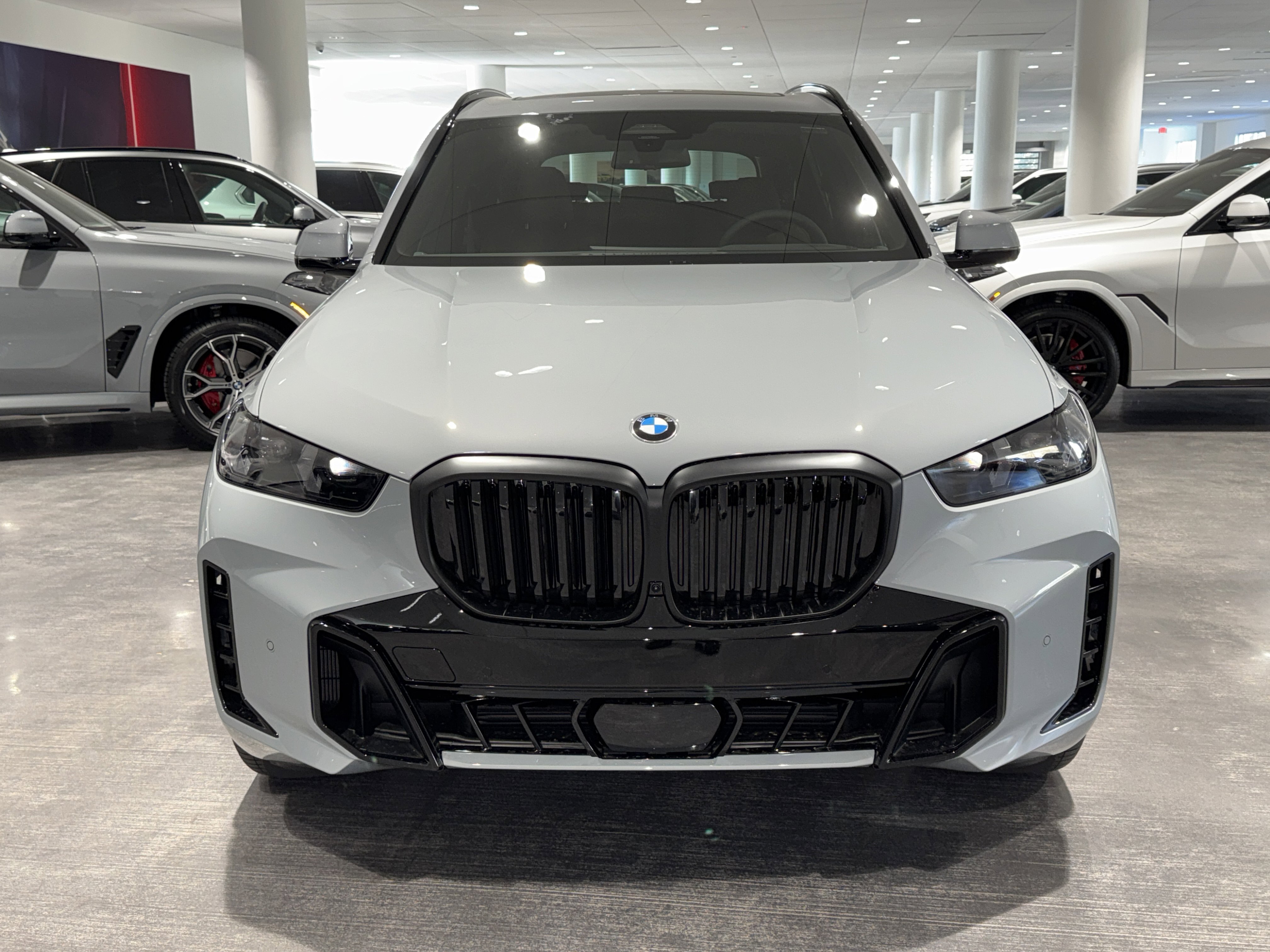 New 2026 BMW X5 xDrive40i w/ M Sport Package image 2
