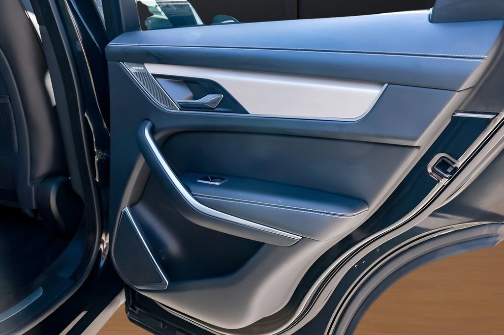 Used 2024 Jaguar F-PACE R-Dynamic S image 25