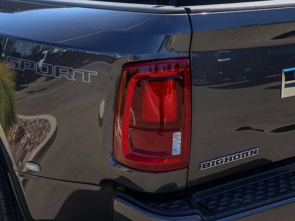 New 2026 RAM 3500 Big Horn AWD/4WD image 7
