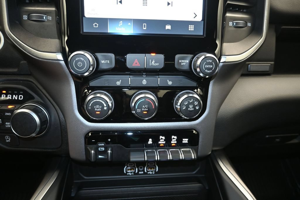 Used 2026 RAM 1500 Big Horn w/ Night Edition AWD/4WD image 17