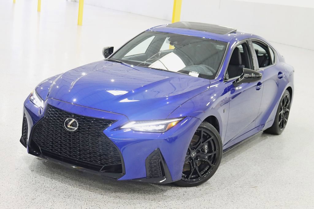 Used 2025 Lexus IS 500 w/ Accessory Package 2 RWD image 5