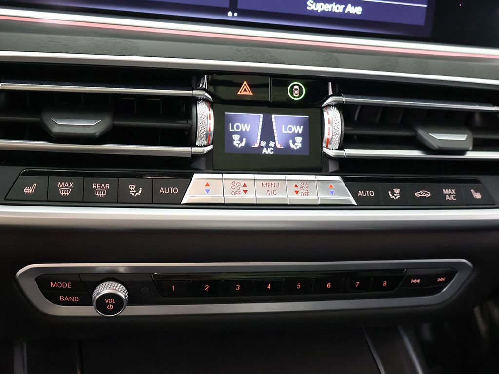 Used 2019 BMW X7 xDrive40i w/ M Sport Package AWD/4WD image 64
