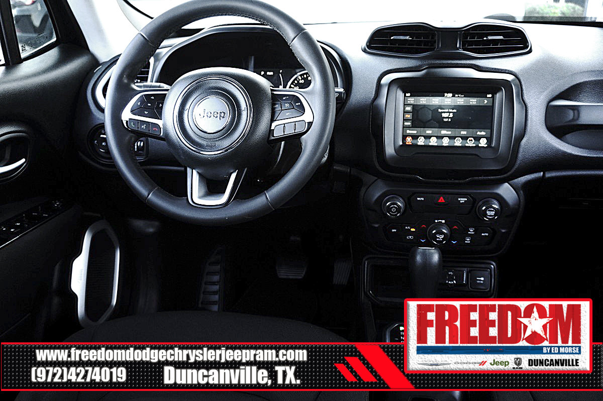 Used 2020 Jeep Renegade Latitude FWD image 17