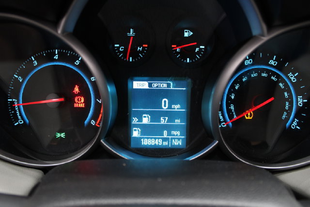 Used 2014 Chevrolet Cruze LS FWD image 20